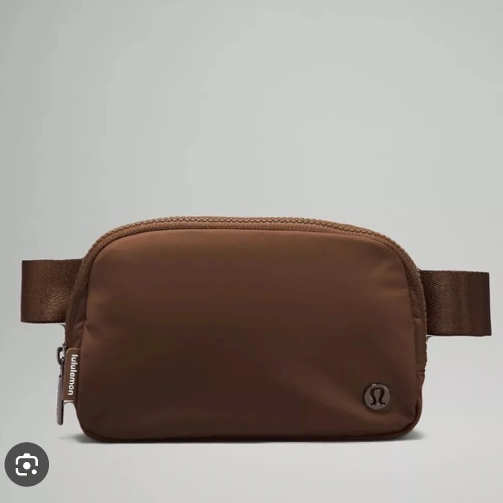 BRAND NEW JAVA BROWN EVERYWHERE BELT BAG